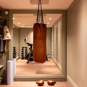 Hotel Padam, Parigi