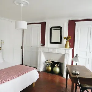 https://alice-jeanne-chambre-dhote.midi-pyreneeshotels.com
